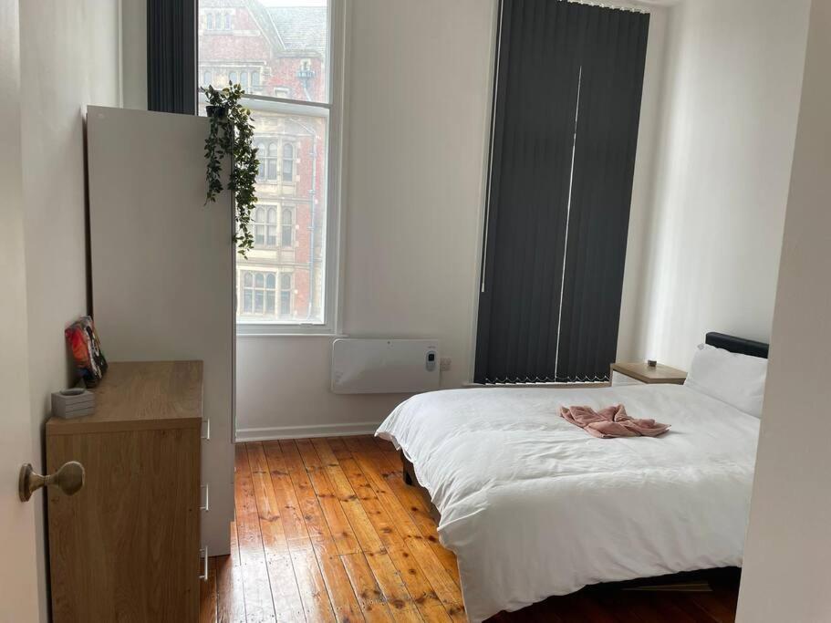 Spacious Flat For 6 City Center Gs305 Шефилд Экстерьер фото