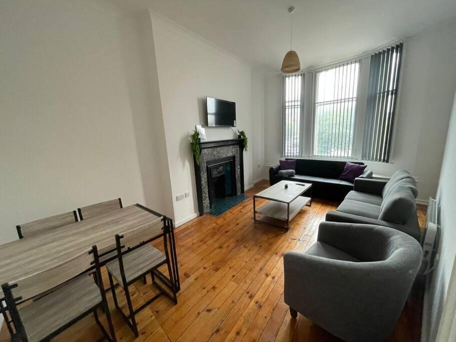 Spacious Flat For 6 City Center Gs305 Шефилд Экстерьер фото